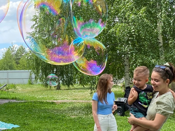 Шоу мыльных пузырей от праздничного агентства Анимашки Казань